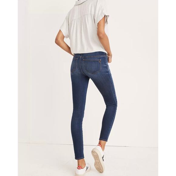 Madewell Maternity Over-the-Belly Skinny Jeans in Danny Blue Wash Denim 28 - Picture 2 of 9
